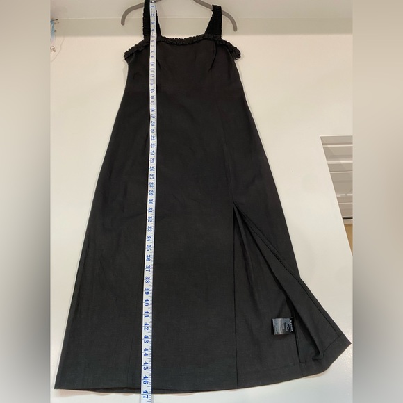 Price lowered !! Urban Outfitters Black midi dress | NWOT - Picture 6 of 10